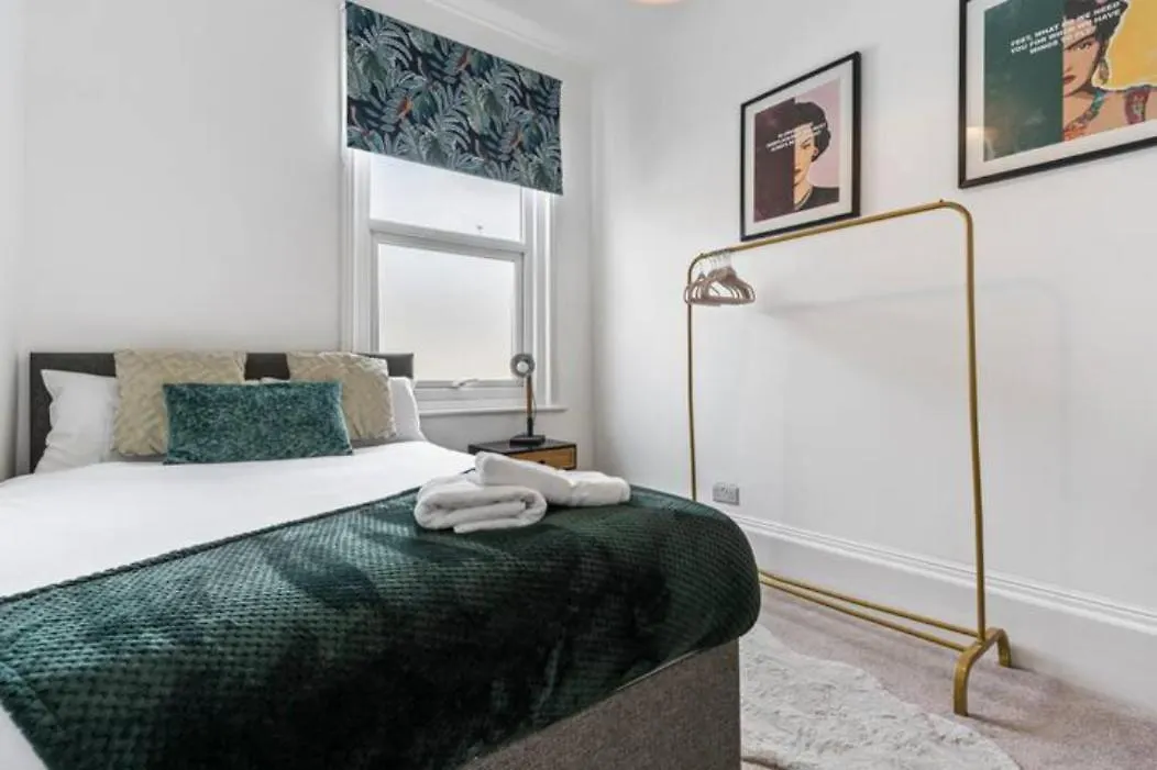 Station Retreat - Central Location - Free Parking, Fastwifi, Smarttv With Netflix By Yoko Property Redcar Appartement