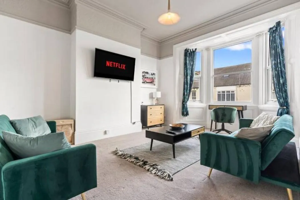 Station Retreat - Central Location - Free Parking, Fastwifi, Smarttv With Netflix By Yoko Property Redcar Appartement